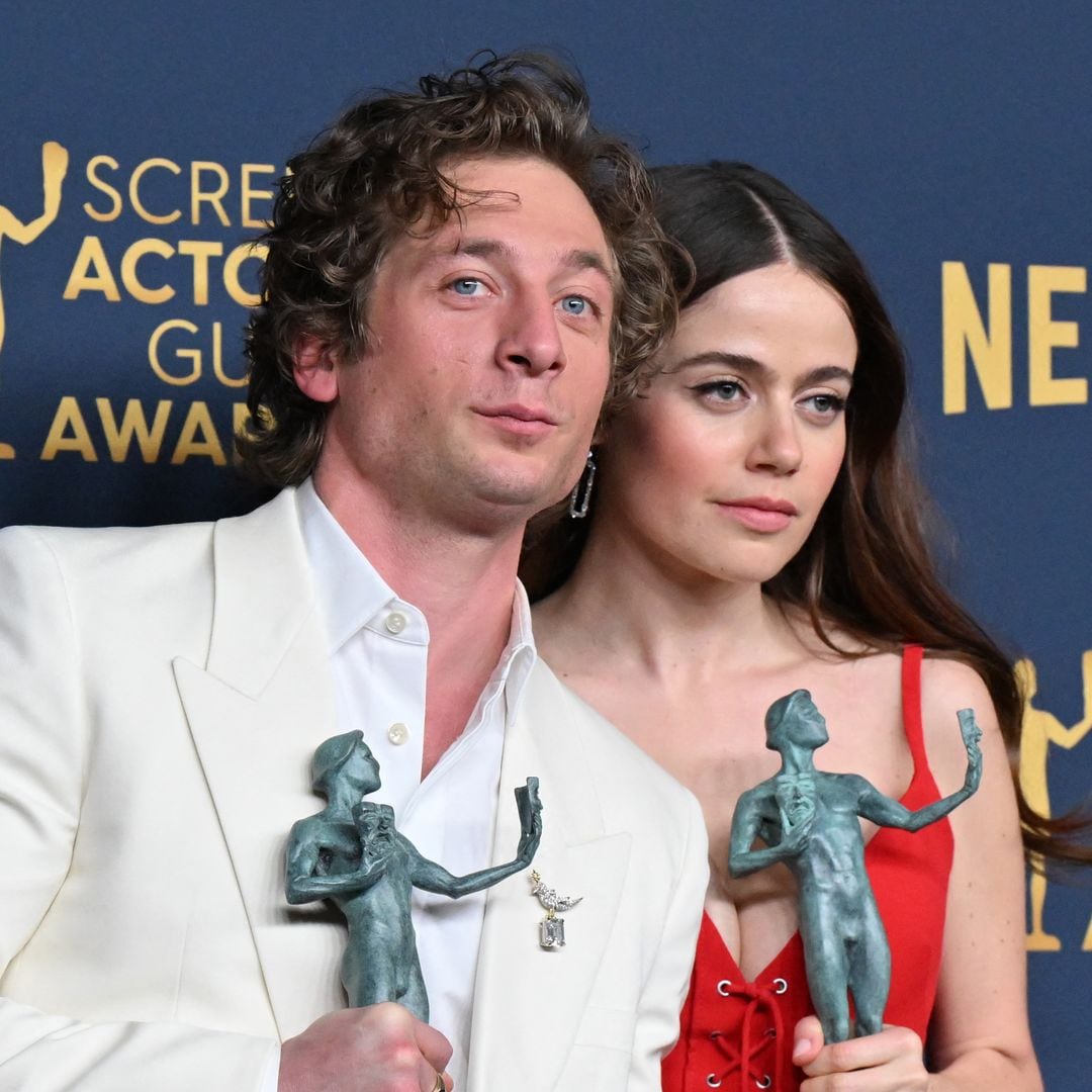 Jeremy Allen White kisses Molly Gordon ahead of Rosalía's birthday party