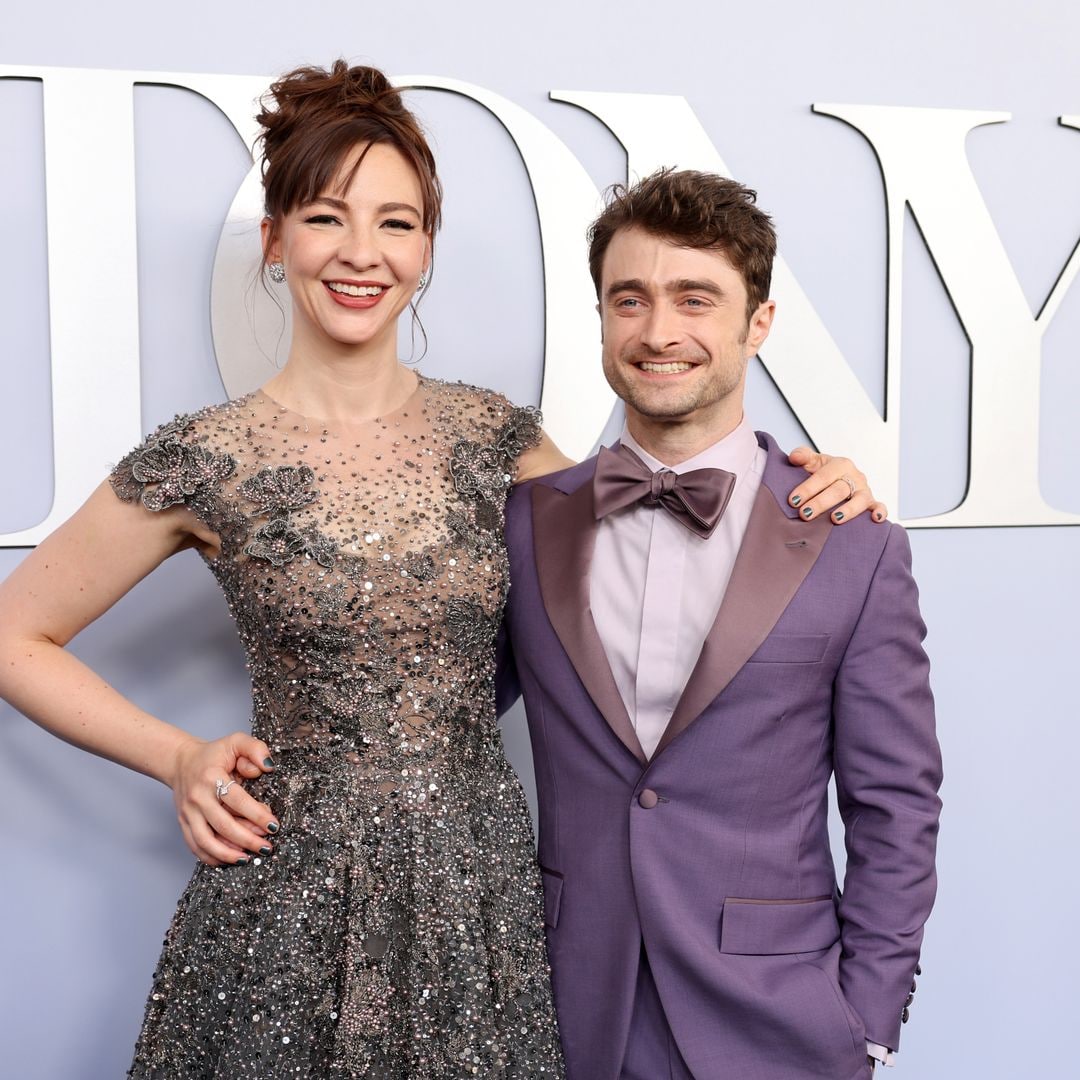 Daniel Radcliffe, his girlfriend, and his baby go for a walk in matching outfits