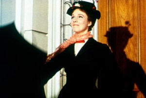 MARY POPPINS, Julie Andrews, 1964. ©  Walt Disney Co / Courtesy Everett Collection