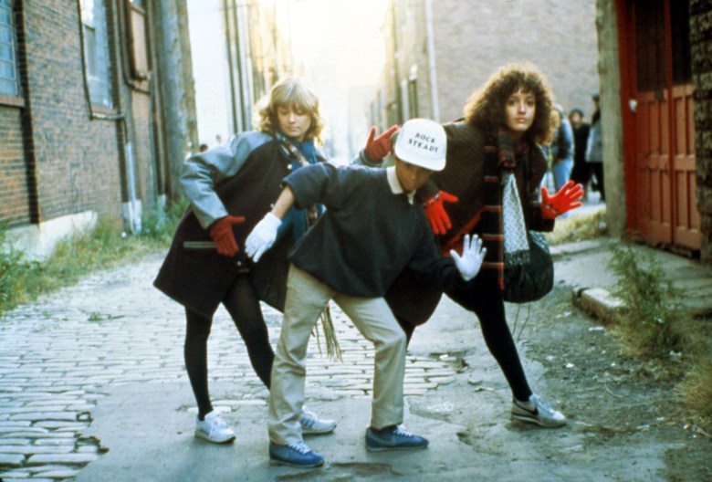 FLASHDANCE, Jennifer Beals (right), 1983, (c) Paramount/courtesy Everett Collection