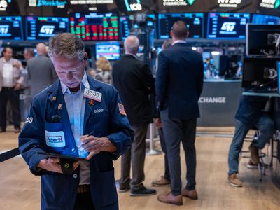 Traders on the floor of the stock exchange