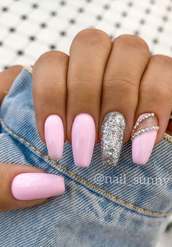 45 Pretty & Romantic Nail Design Ideas To Try