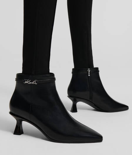 PANACHE SIGNIA ANKLE BOOTS