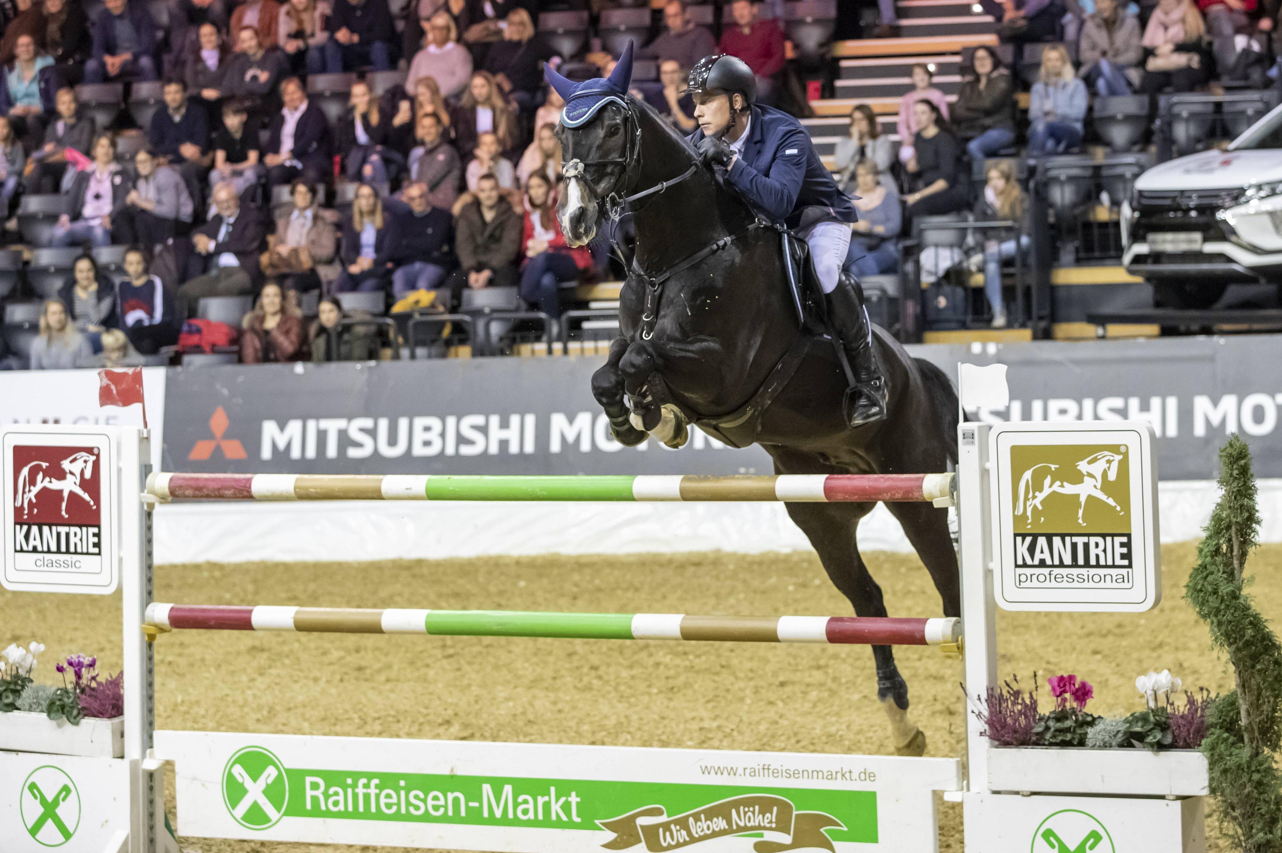 Will in Oldenburg wieder angreifen: Springreiter Mario Stevens.