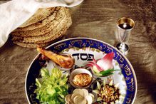 Seder plate