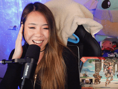 Flo Tran streaming Apex Legends on Twitch