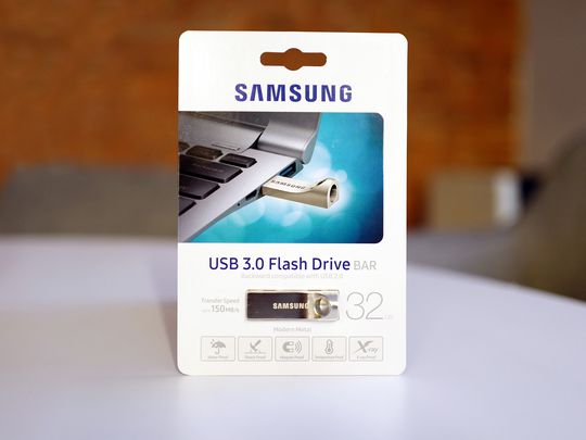 Samsung BAR Flash Drive