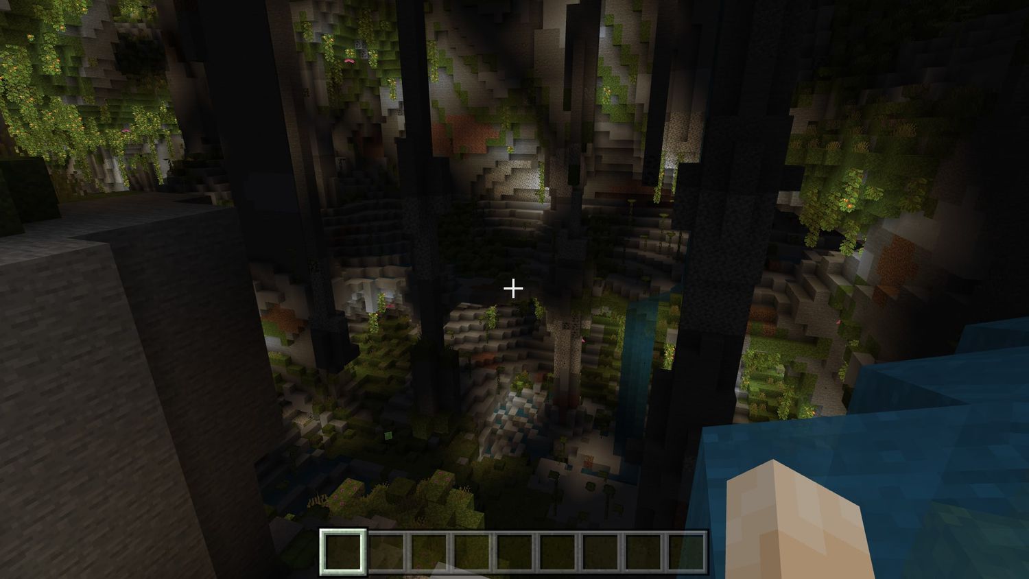 Lush Cave with Ancient City & Mines Seed