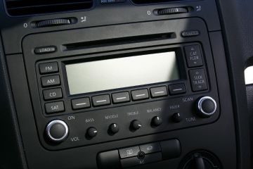 Double DIN car radio