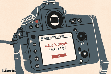 Illustration of a DSLR camera with Firmare update on its screen