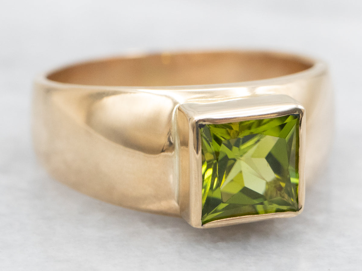 Gold Bezel-Set Peridot Solitaire Ring