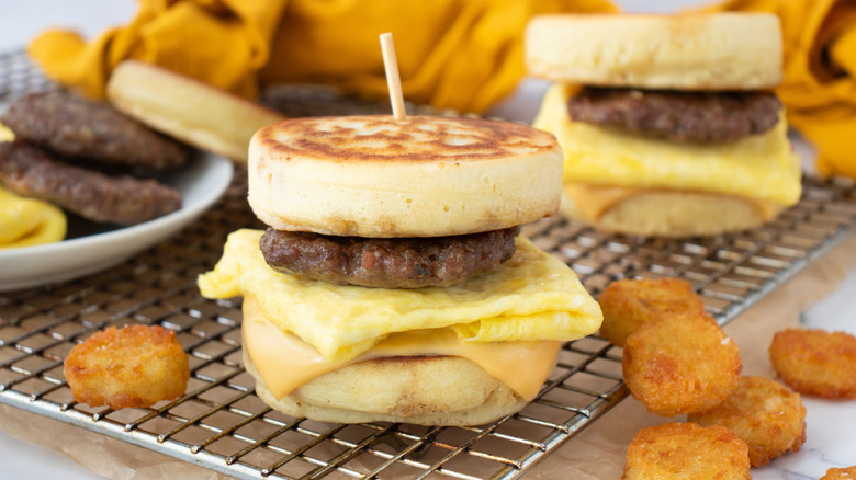 Sausage breakfast sandwich with hashbrown bites