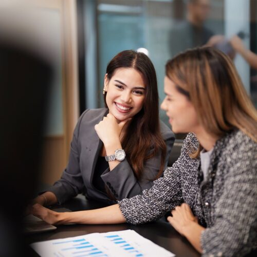 How To Pick an Office Outfit That Stands Out: A Guide For The Stylish Woman