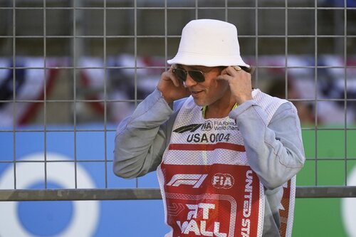 Brad Pitt en el circuito durante el Gran Premio de Estados Unidos