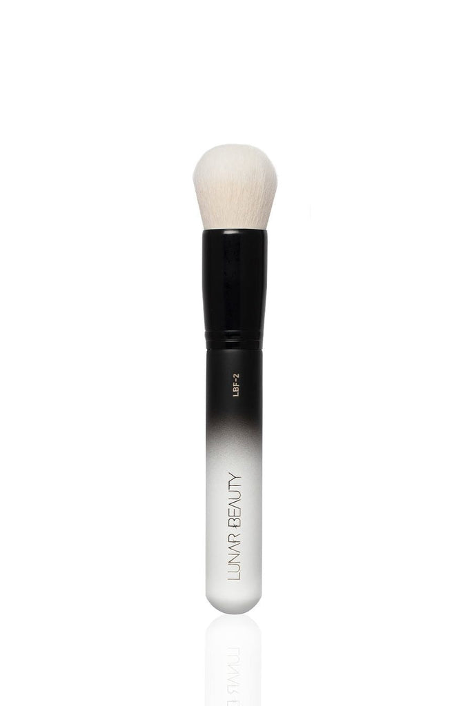 LBF 2 Foundation Buffer Brush Lunar Beauty