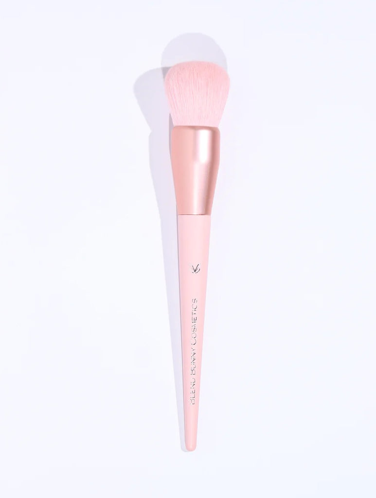 Complexion Brush Blend Bunny Cometics