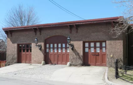 Breakers-Stable-&-Carriage-House_front-facade