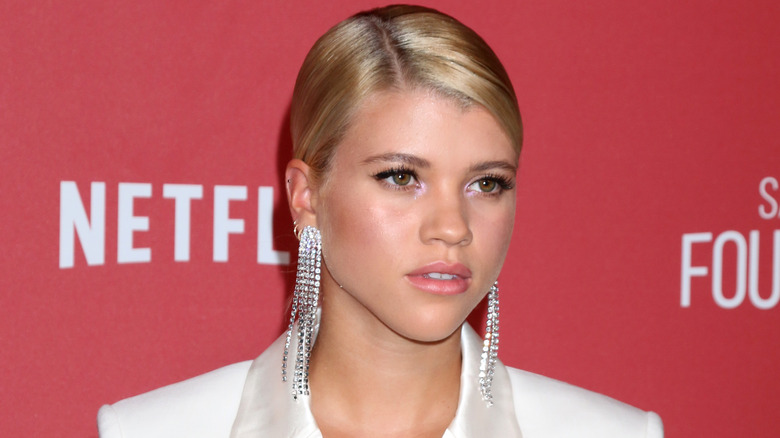 Sofia Richie in dangling earrings 