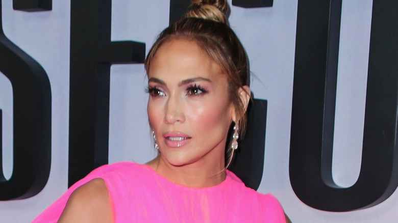 Jennifer Lopez in pink