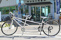 今治市レンタサイクルターミナルのタンデム自転車