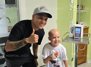 El tierno gesto de Juanfer Quintero en Colombia, mientras se define su futuro