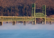 The Hood River-White Salmon bridge will get a $200 million federal grant for building a new span.