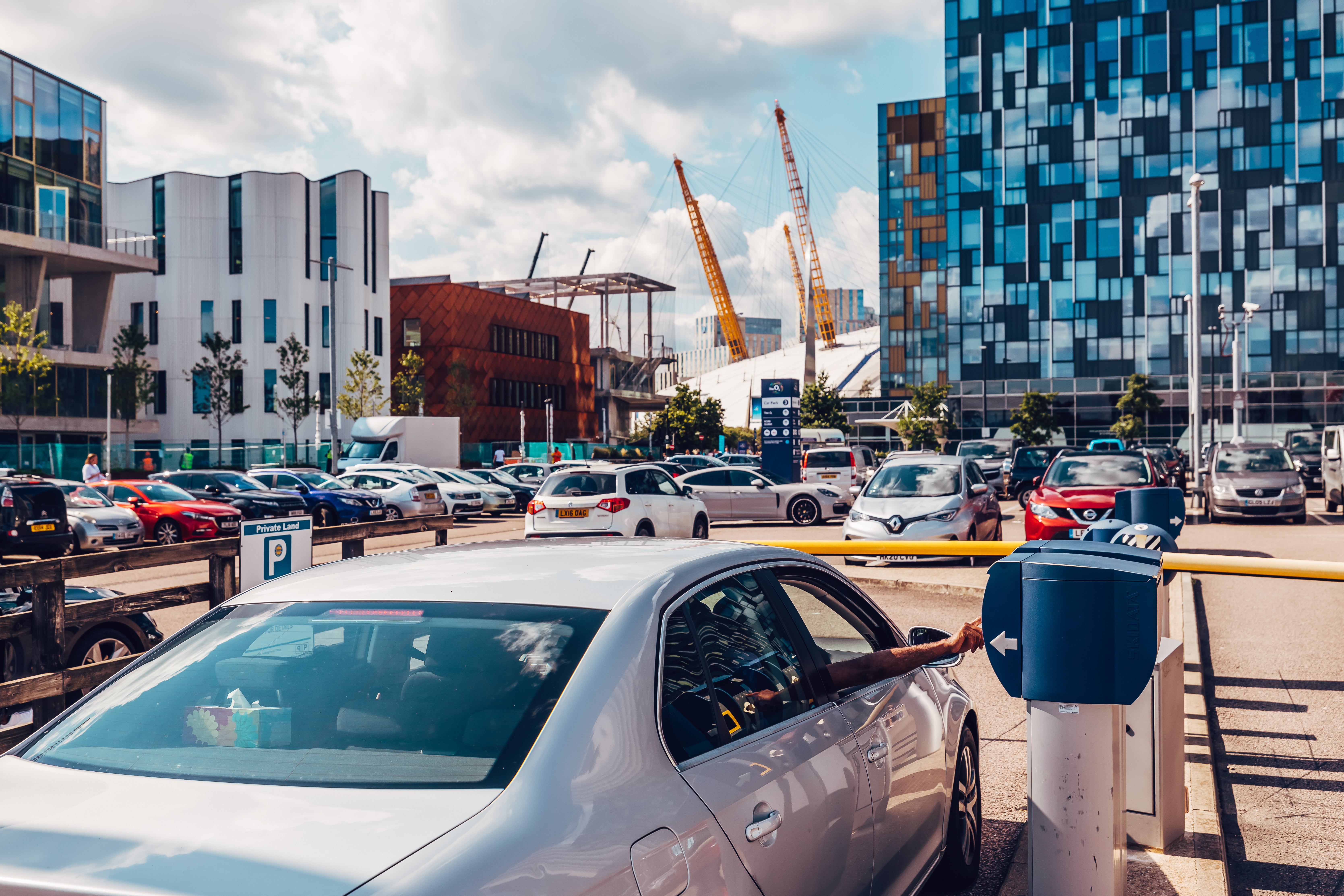 Car and barrier