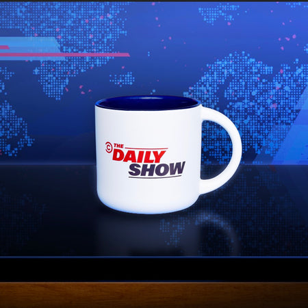 Die Daily Show aus der Nähe betrachtet Tasse