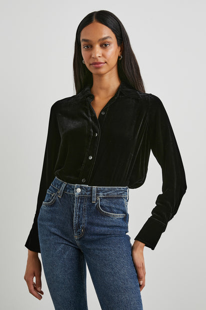 ANDREA-BLACK-VELVET-FRONT TUCKED IN