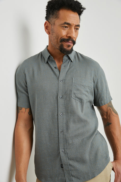 CARSON SHIRT - IVY CALICO CERULEAN