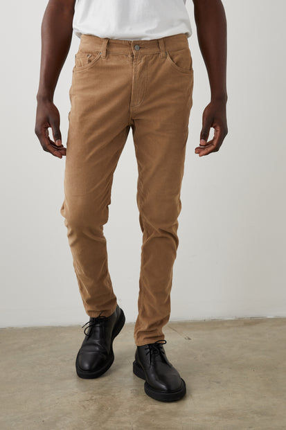 CARVER SANDSTONE PANT - FRONT