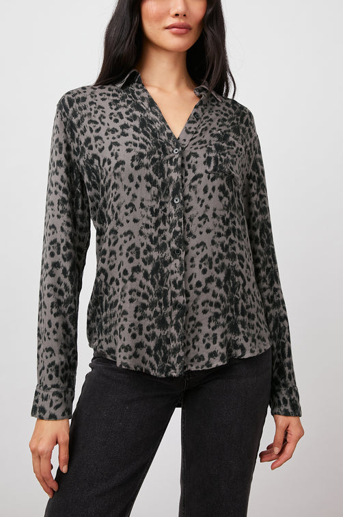 HUNTER-UMBER-LEOPARD-SPOTS-FRONT 