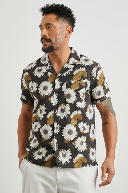 MORENO SHIRT - SUNFLOWER TWIRL BARK - FRONT BODY LOOKING LEFT