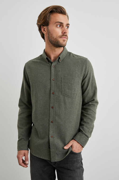 RUNSON SHIRT HUNTER GREEN - FRONT BODY