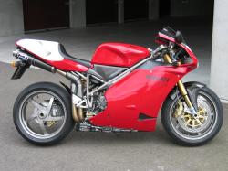 DUCATI 996 R red