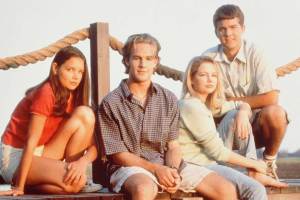 386157 02: The cast of television's "Dawson's Creek" poses for a photo in 1997. From left to right are Katie Holmes, James Van Der Beek, Michelle Williams, and Joshua Jackson. (Photo by Warner Bros.)