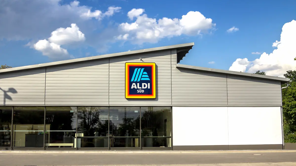 Was verdient man bei Aldi an der Kasse?