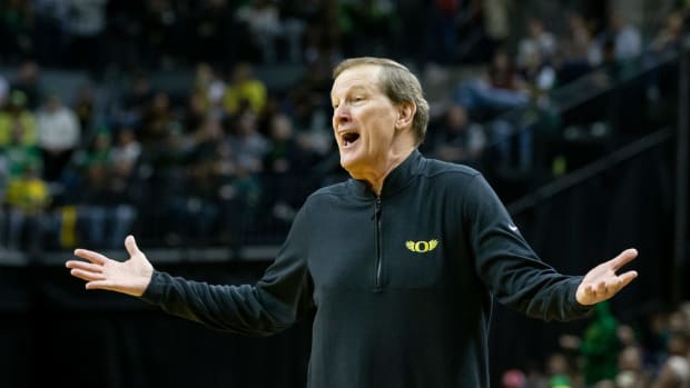 Oregon coach Dana Altman during the Ducks' 87-78 loss to No. 9 Arizona on Jan. 27, 2024.