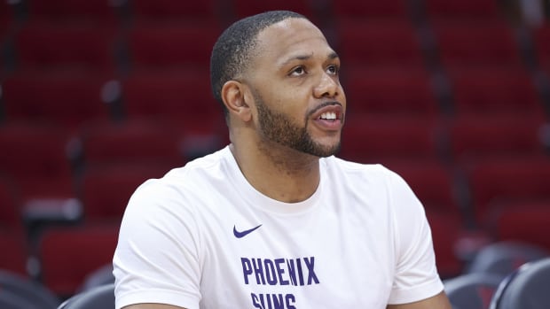 Phoenix Suns guard Eric Gordon (23) during practice 