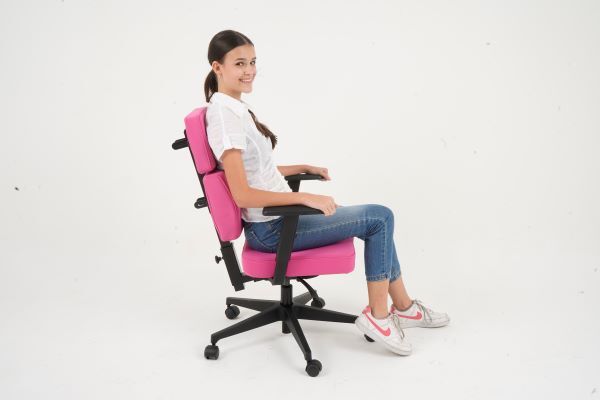 Cadeira de Escritório com Apoio Lombar Ergonômico. Modelo Joy