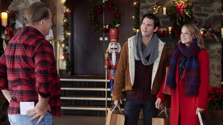 Kevin McGarry and Kayla Wallace in 'My Grown-Up Christmas List'