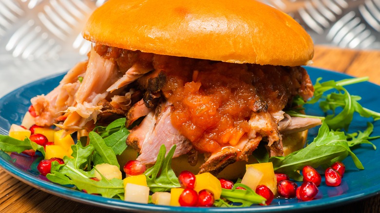 mango pulled pork burger