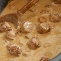 Crock Pot Swedish Meatballs and Gravy