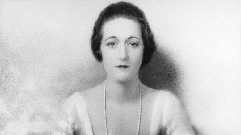 Wallis Simpson posing