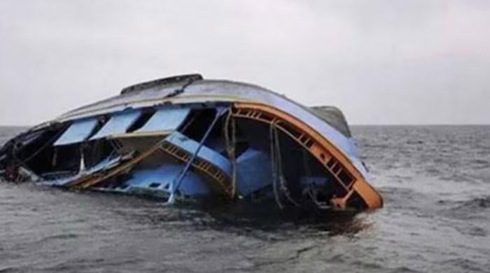 16 dead, scores missing in Nigeria boat capsizing