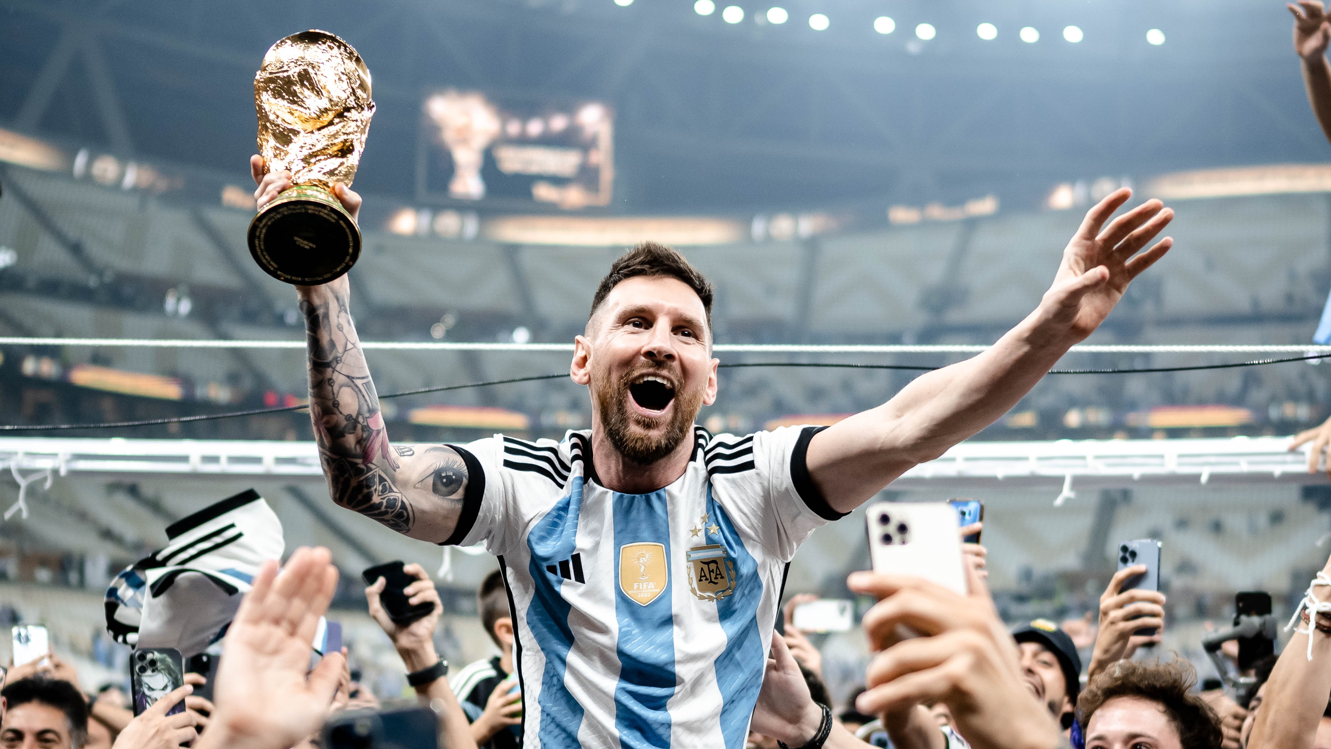 SPORTbible on X If you start watching the World Cup final back now  Lionel Messi will be lifting the trophy at 0000 Start the new year off  right httpstco7DZLN5Voq3  X