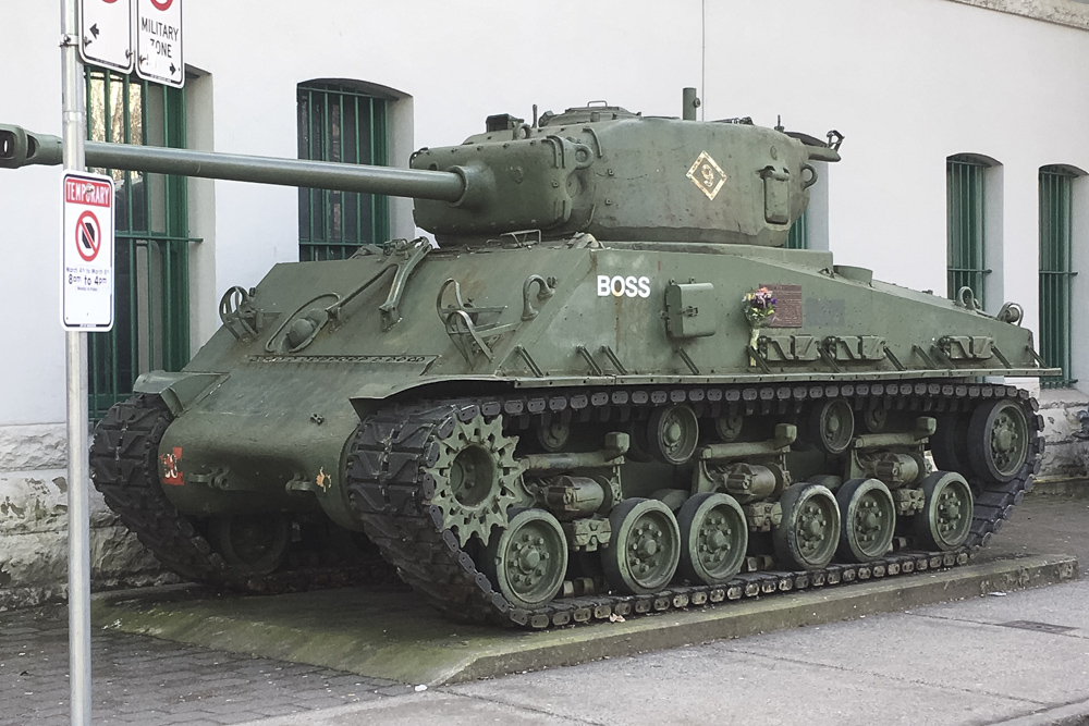 Sherman M4A3E8 Tank 