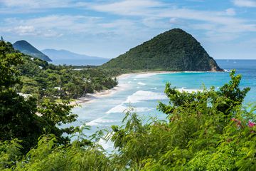 Scenic view of British Virgin Islands against sky during sunny day, Tortola