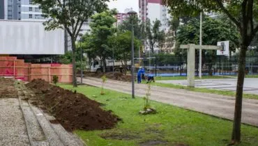 Praça de Curitiba será reinaugurada nesta quinta-feira