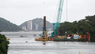 Ponte de Guaratuba chega a 32% das obras executadas; veja fotos e vídeo da construção